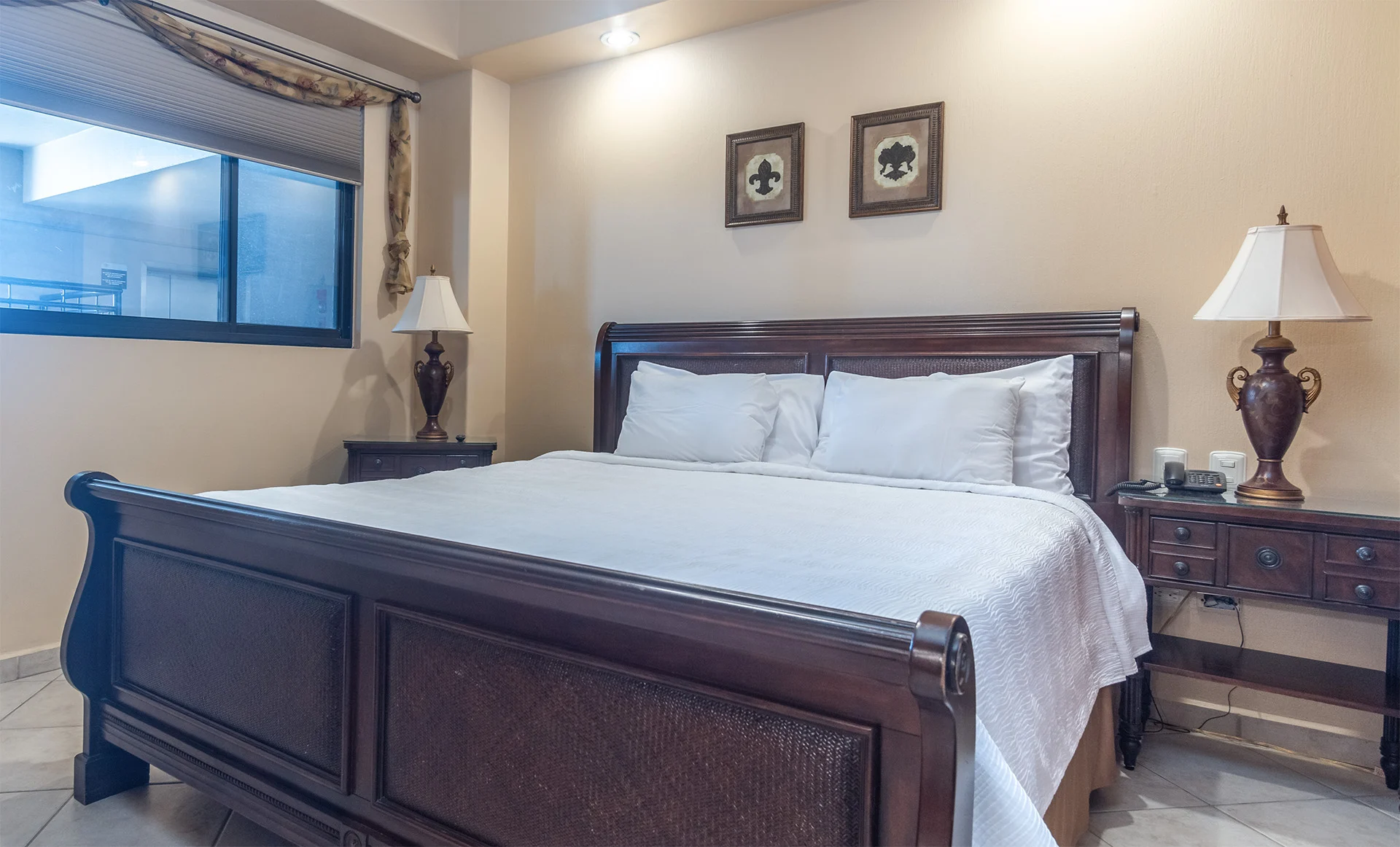Topaz 402 Bed (1)